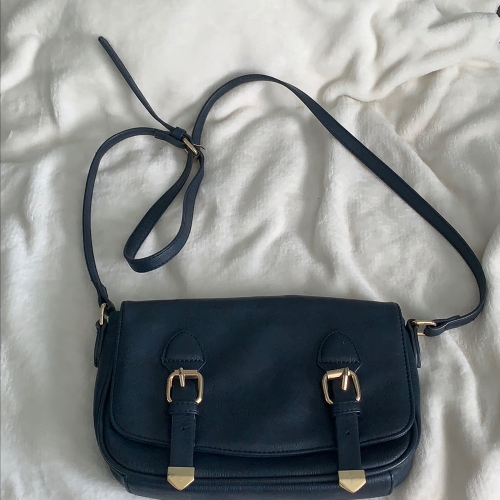 Navy blue bag
